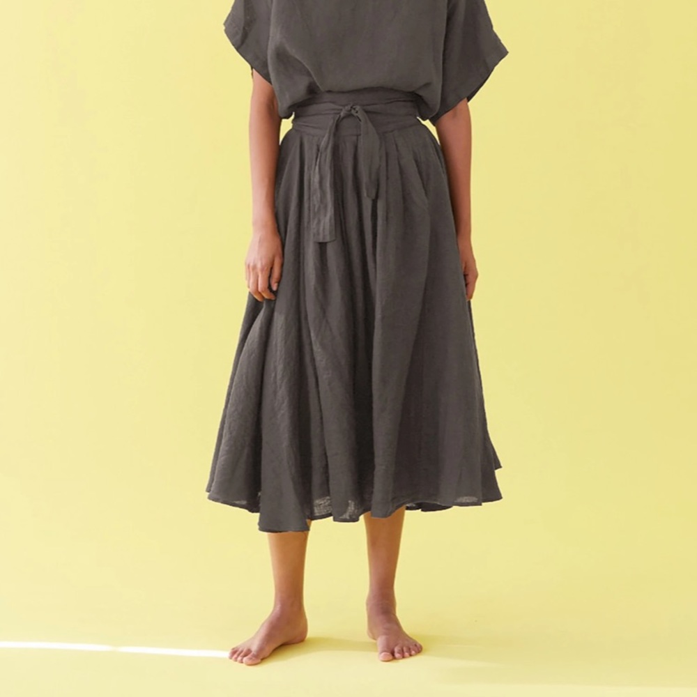 Black Crane - wrap skirt - sand color - size xs bnwot